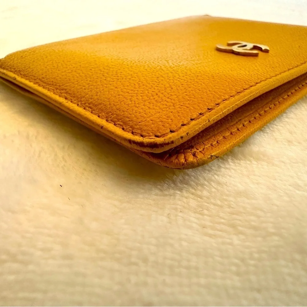 Vintage Chanel Yellow Leather Card Holder Pre Owned
